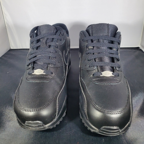 nike 90 leather